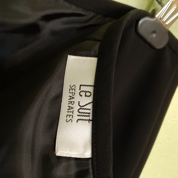Le Suit Separates. Straight Black Skirt - 12 Midi - Picture 3 of 4